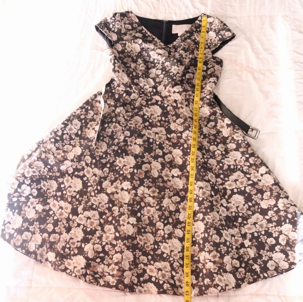 Gorgeous GAL MEETS GLAM Size 8 Elle Duchess Satin Cocktail Dress Floral Prints - Picture 8 of 11